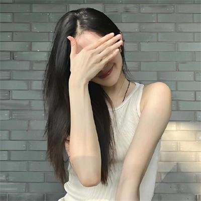 触不到的肌肤 海报